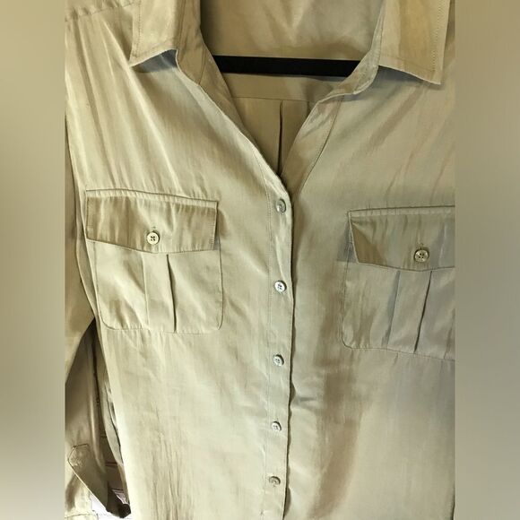 Chicos Sand Utility Button Up Shirt Roll Tab Long Sleeve Front Pockets XL - Picture 3 of 9